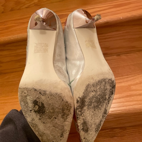 Floral heels - Picture 3 of 3